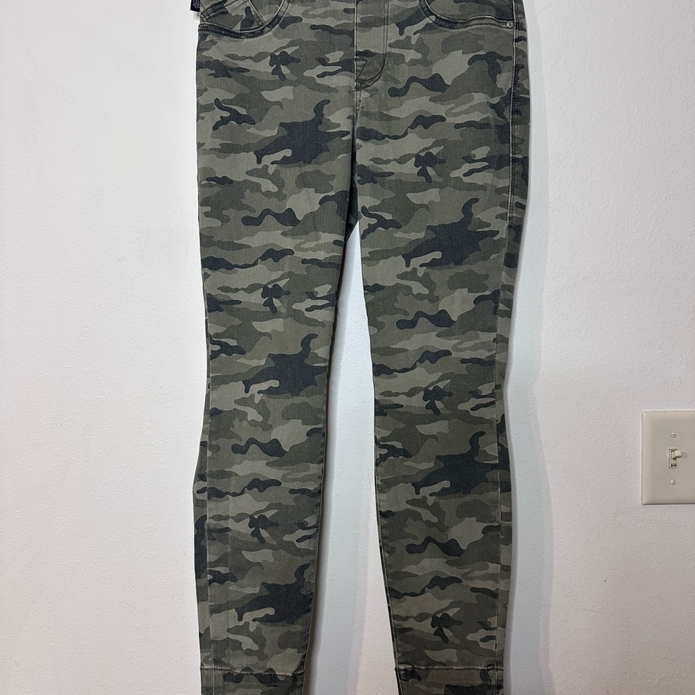 Rock & Republic Camo Jeans